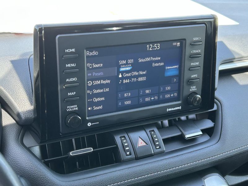 2022 Toyota RAV4 XLE PremiumImage 21