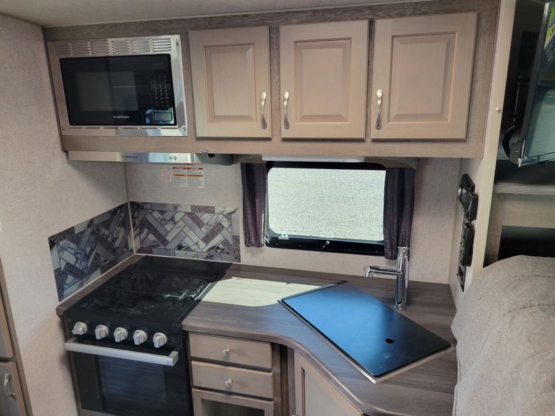 New 2026 ARCTIC FOX 1150 Image 14