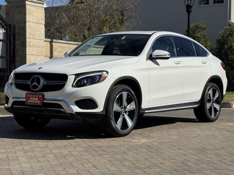 2017 Mercedes-Benz GLC 300 CoupeImage 11