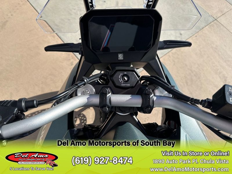 2024 Suzuki DL800RQM4  in a GREEN exterior color. Del Amo Motorsports of South Bay (619) 547-1937 delamomotorsports.com 