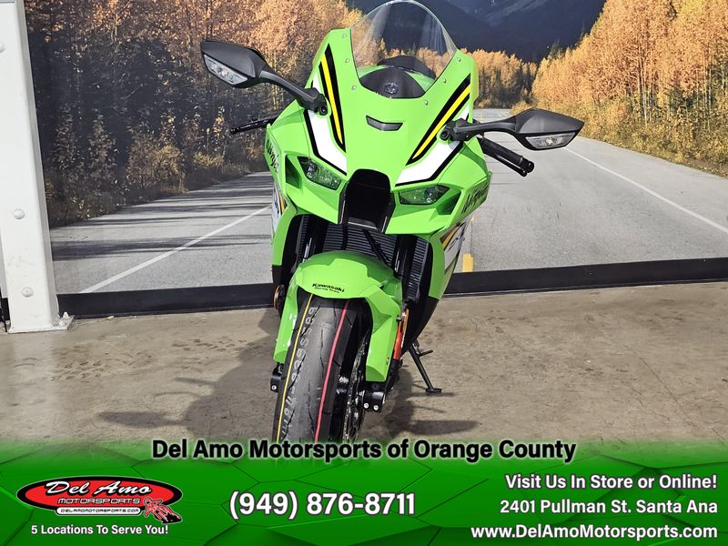 2025 Kawasaki NINJA ZX-10R KRT EDITIONImage 4