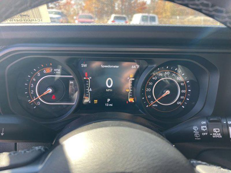 New 2026 Jeep Wrangler 4-door Rubicon XImage 21