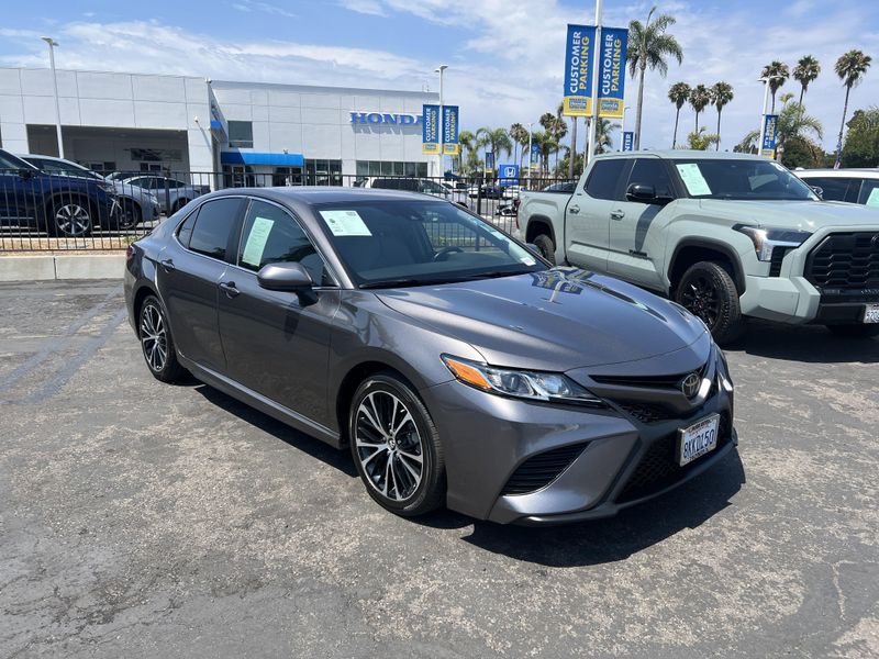 Used 2019 Toyota Camry SEImage 4