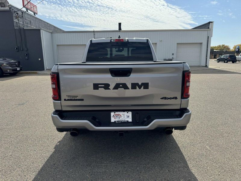 2025 RAM 1500 LaramieImage 7