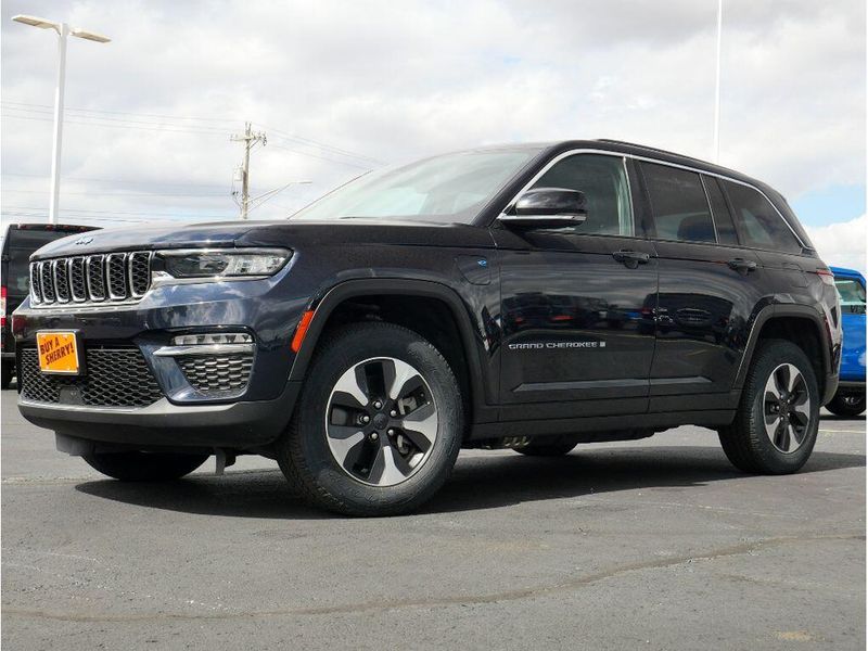 2024 Jeep Grand Cherokee 4xe LimitedImage 8