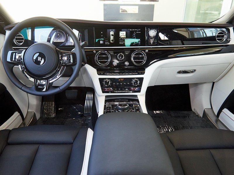 New 2026 Rolls-Royce Ghost Image 4