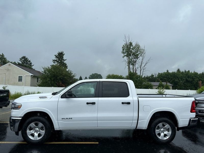 2025 RAM 1500 Big Horn Crew Cab 4x4 5