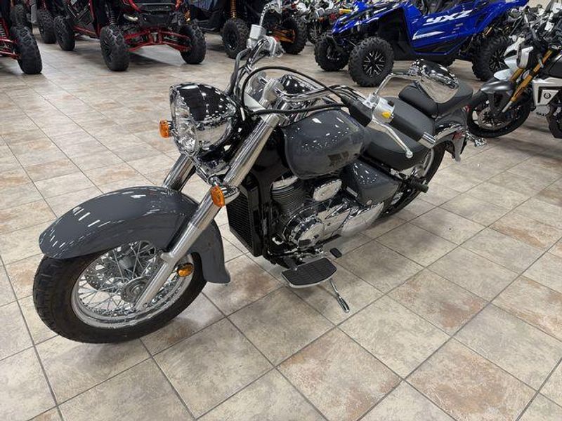 New 2025 Suzuki BOULEVARD C50 Image 13