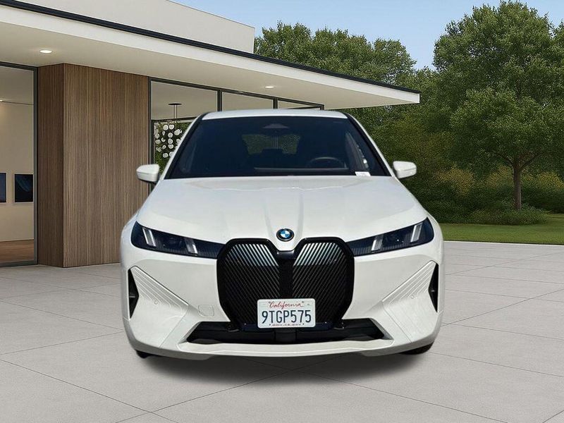 Used 2026 BMW iX xDrive45Image 4