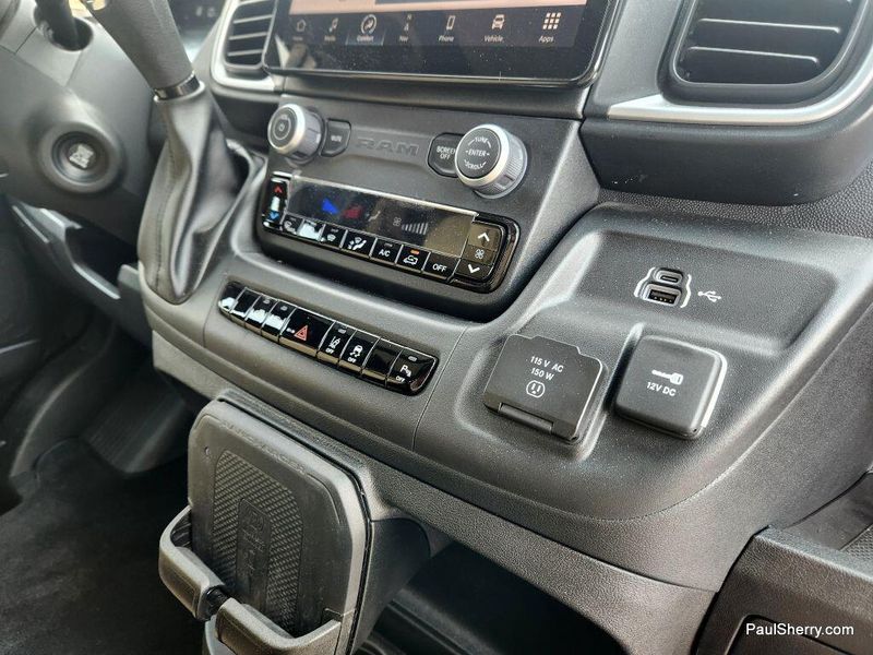 2024 RAM Promaster 2500 Slt+ Window Van High Roof 159