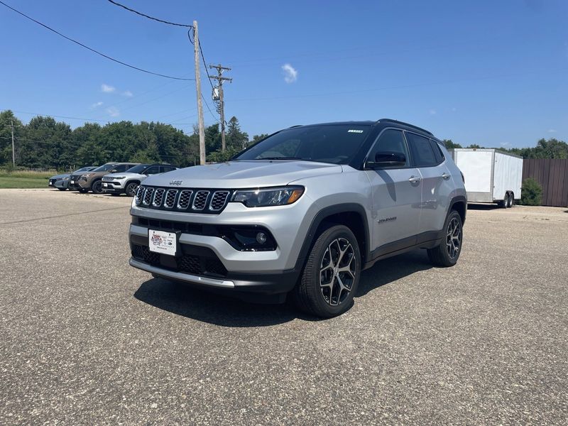 2024 Jeep Compass Limited 4x4Image 4