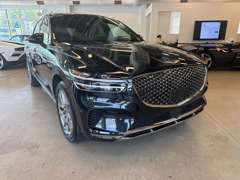 2023 Genesis GV70 2.5T