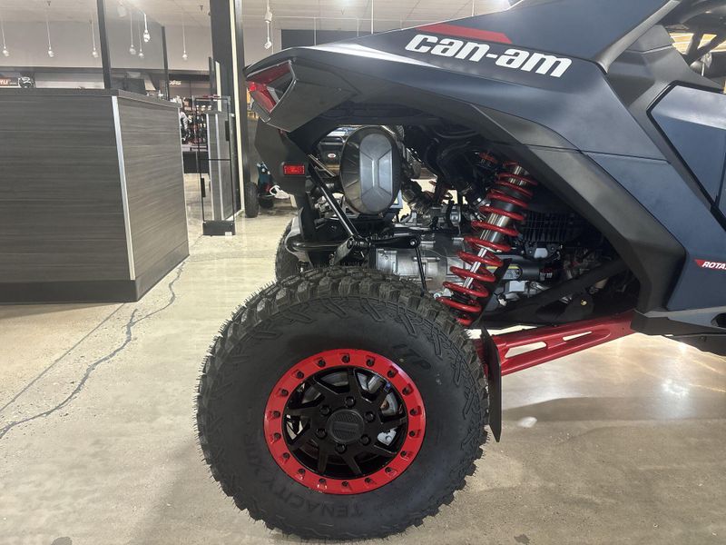 New 2026 Can-Am MAVERICK R MAX X RS 999T DCT Image 17
