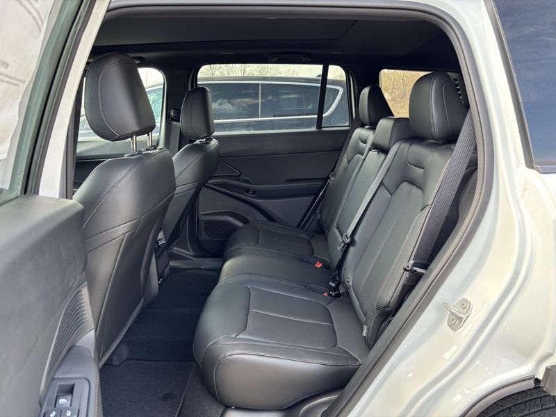 New 2026 Jeep Cherokee Limited 4x4Image 20