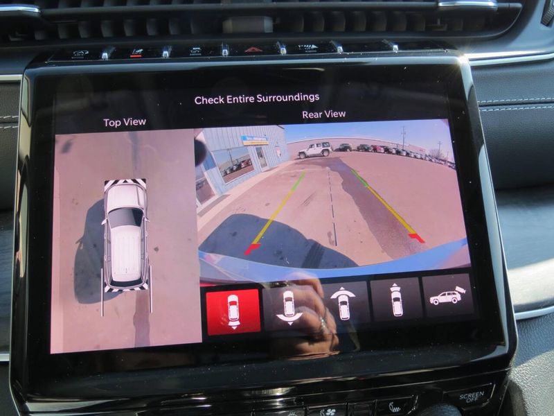 2022 Jeep Grand Cherokee L Limited 4x4 4dr SUVImage 19