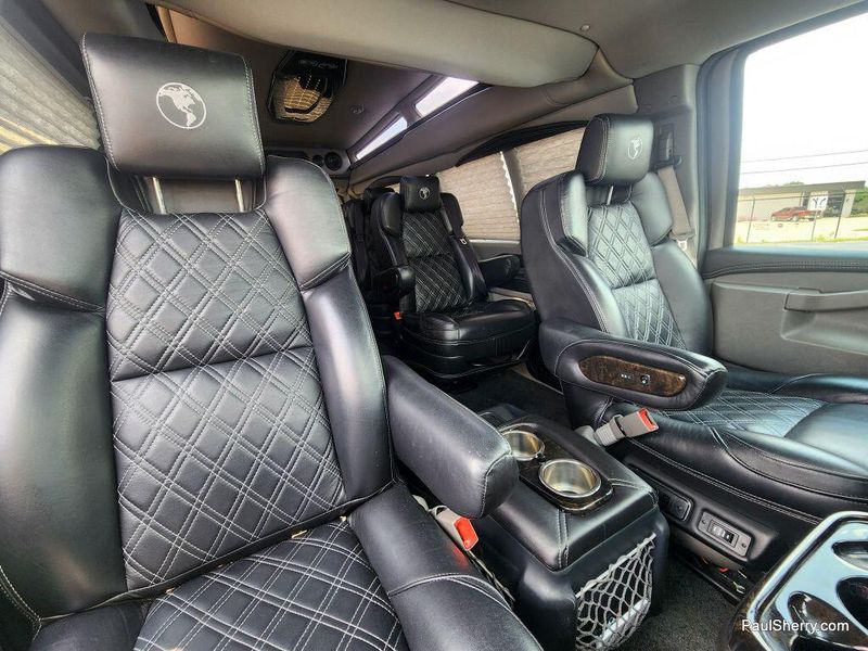 2020 GMC Savana Cargo Image 33
