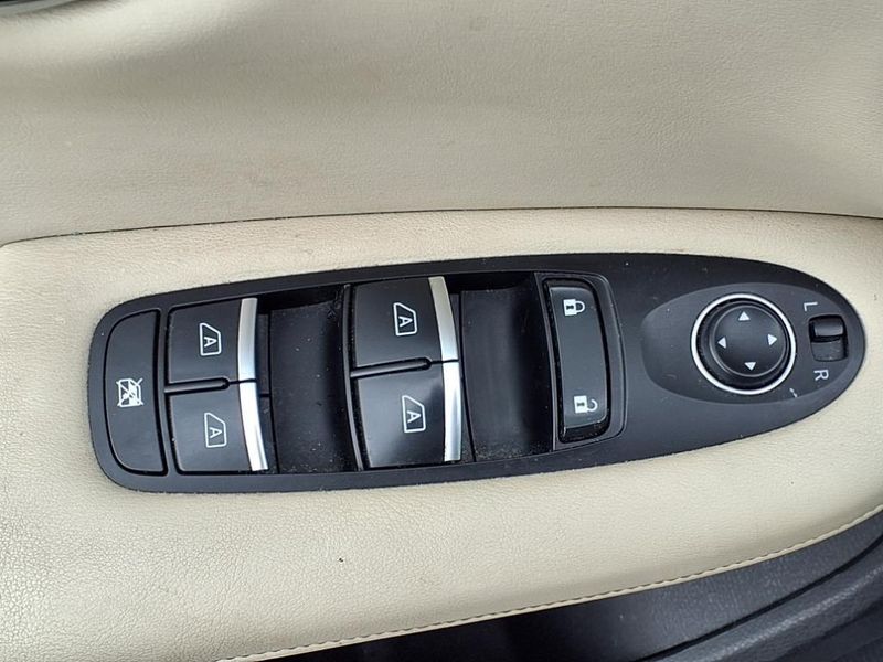 Used 2019 INFINITI QX50 LuxeImage 22