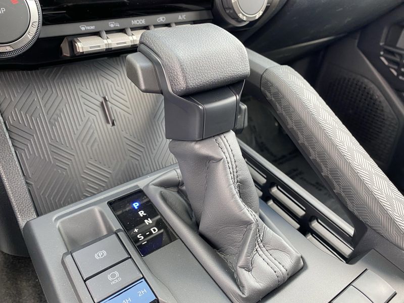 2025 Toyota 4Runner SR5Image 18