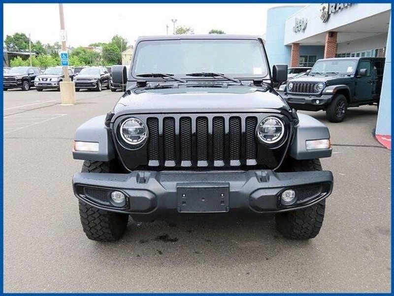2021 Jeep Wrangler Unlimited WillysImage 3