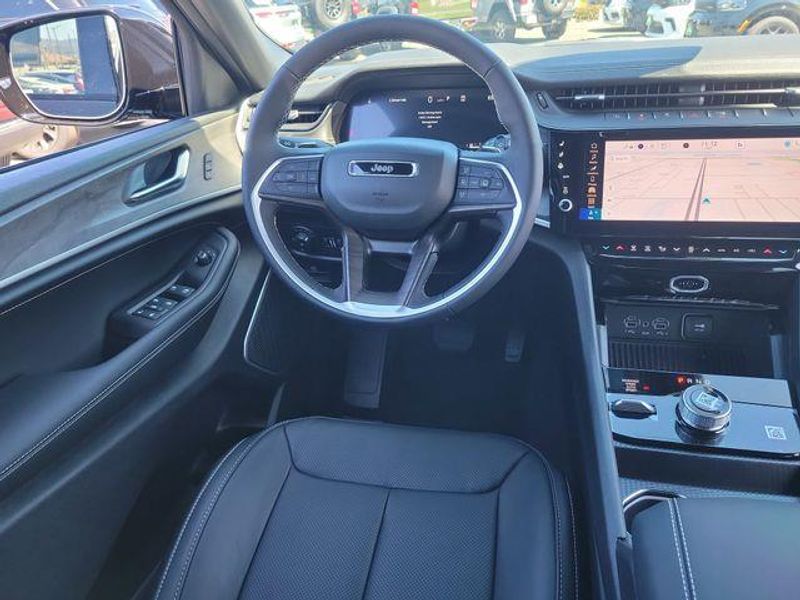 New 2026 Jeep Grand Cherokee L Limited Reserve 4x4
