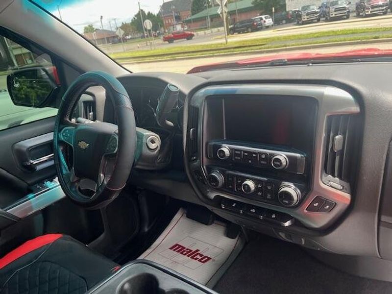 Used 2018 Chevrolet Silverado 1500 LTImage 9