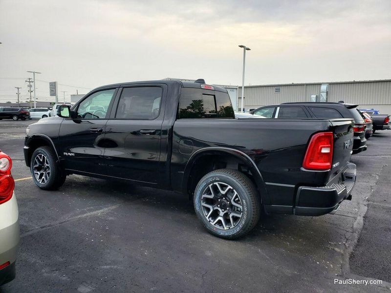 2025 RAM 1500 Laramie Crew Cab 4x4 5