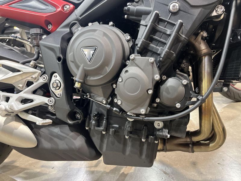 Used 2018 Triumph Street Triple R Image 25