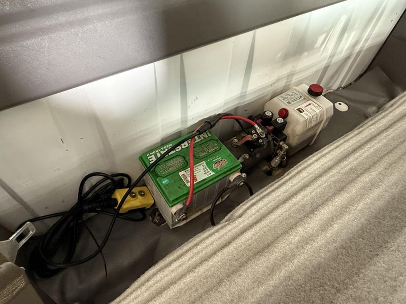 Used 1999 GMC Sierra C3500 HD Chassis Image 15