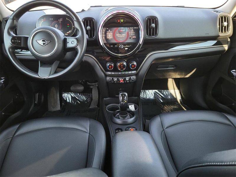 2022 MINI Countryman BaseImage 28