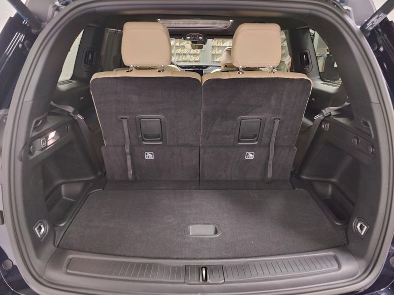 2024 Jeep Grand Cherokee L Limited Black 4x4 w/Suroof/Lux Tech IIImage 18