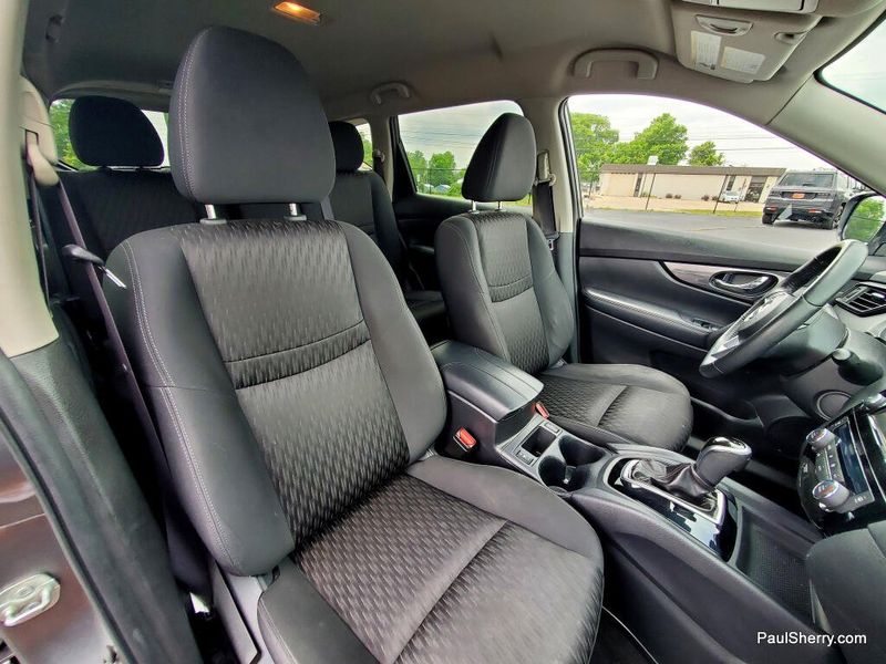 Used 2020 Nissan Rogue SV