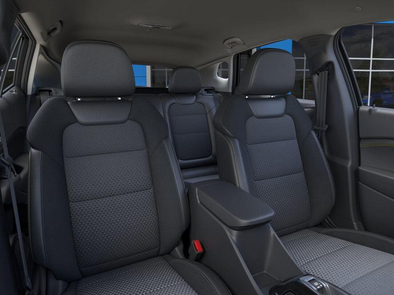 New 2025 Chevrolet Trax LTImage 16