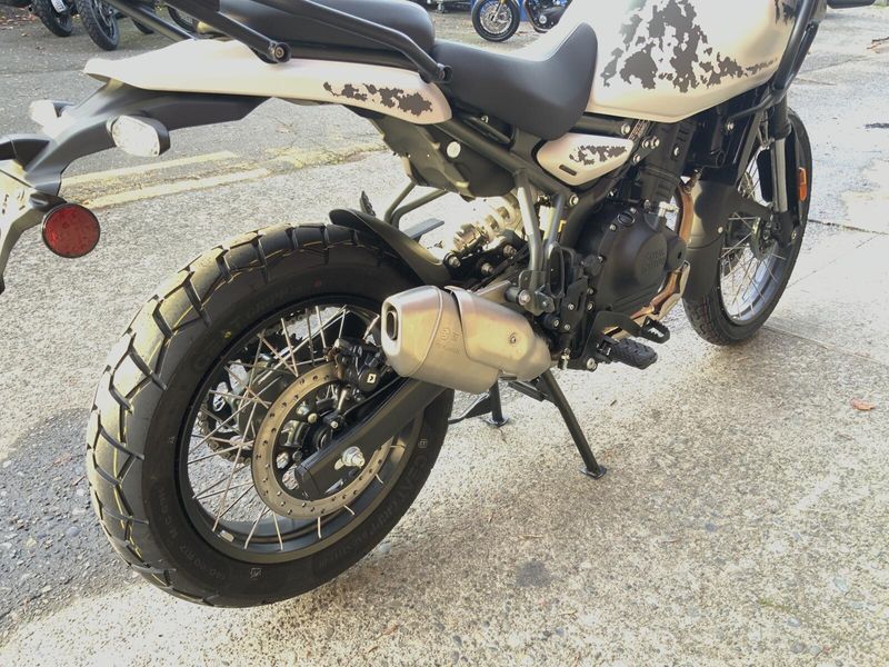 2025 Royal Enfield HIMALAYAN 450 (TUBELESS) 