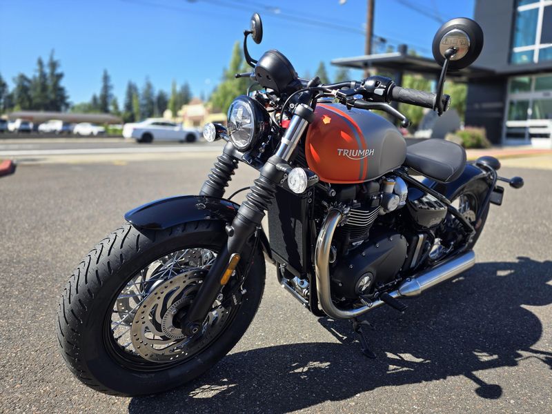 New 2025 Triumph BONNEVILLE BOBBER 