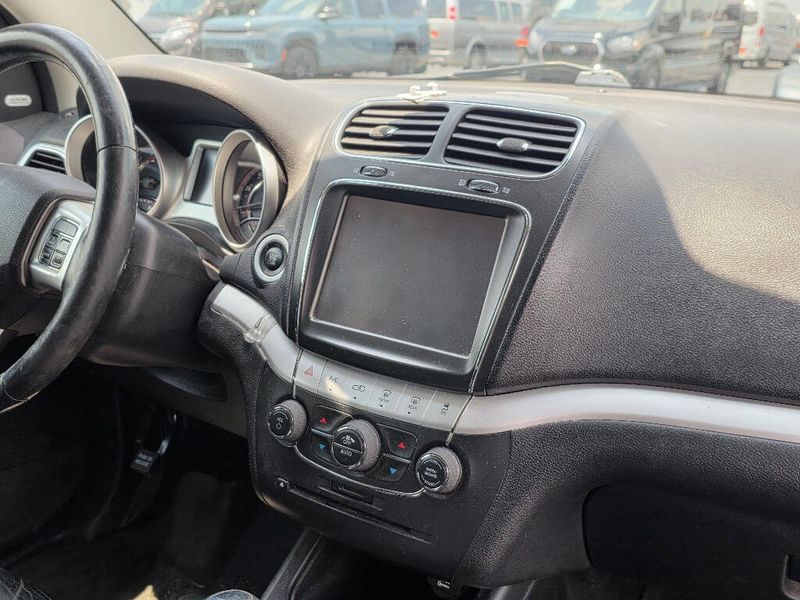 Used 2014 Dodge Journey Limited