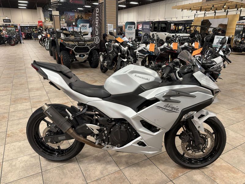 Used 2025 Kawasaki NINJA 500 Image 18