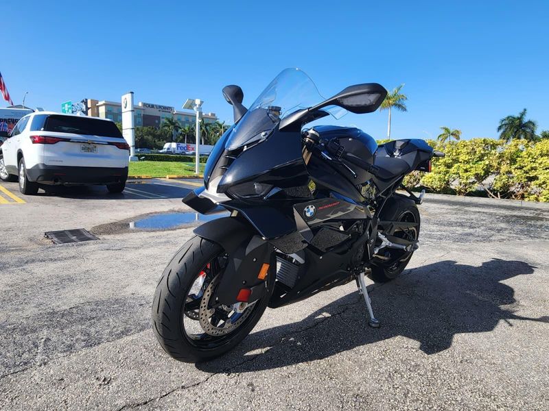 2026 BMW S 1000 RRImage 3