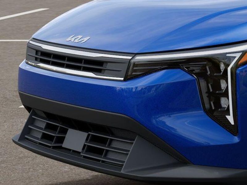 New 2026 Kia K4 LXSImage 13