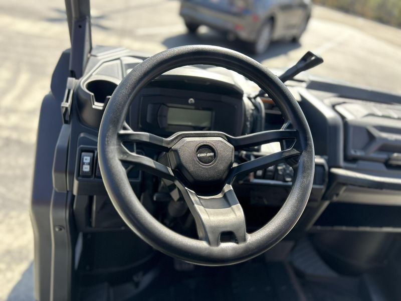 New 2024 Can-Am DEFENDER MAX XT HD9 Image 17
