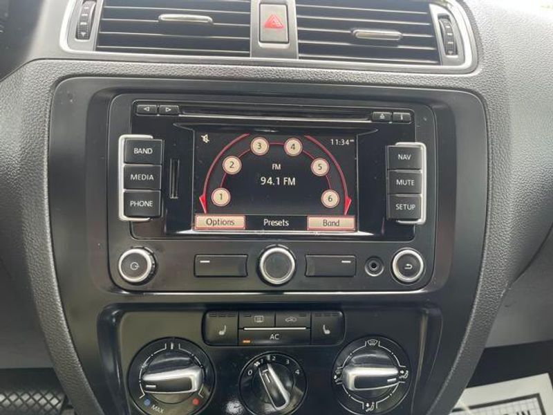2011 Volkswagen Jetta SEL