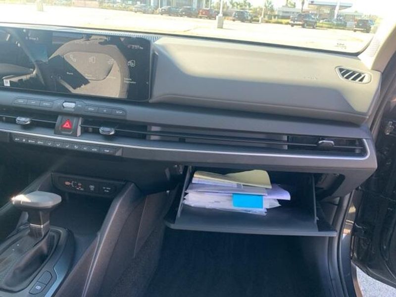 Used 2025 Kia K4 LXSImage 21