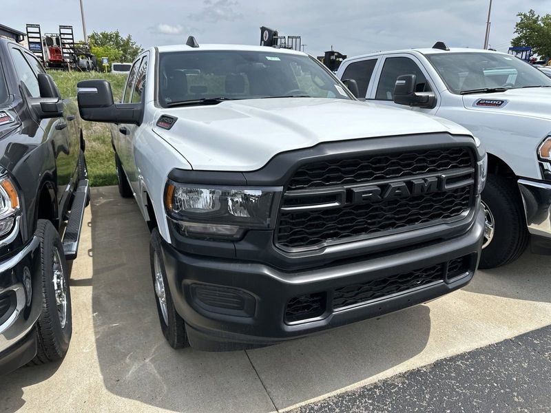 2024 RAM 2500 Tradesman Crew Cab 4x4 8