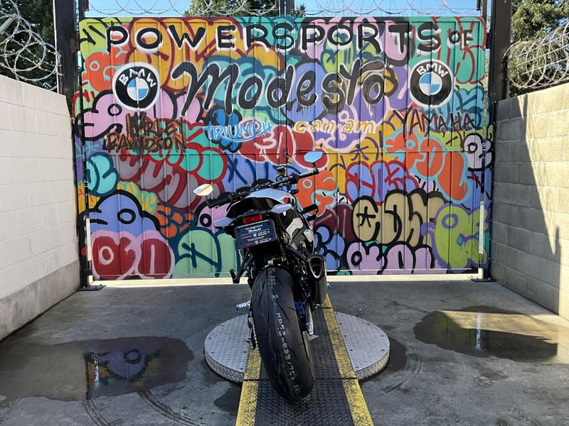 New 2026 BMW M 1000 R Image 7