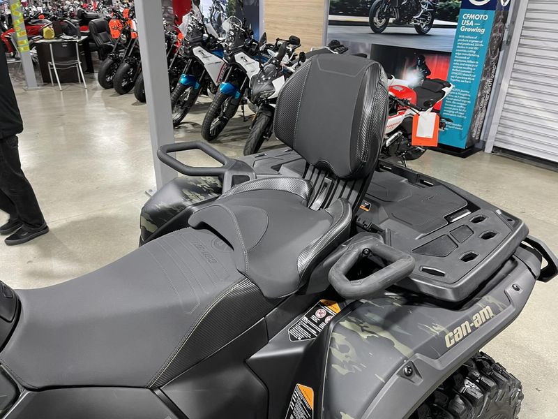 New 2026 Can-Am OUTLANDER MAX BACKCOUNTRY 1000R Image 13