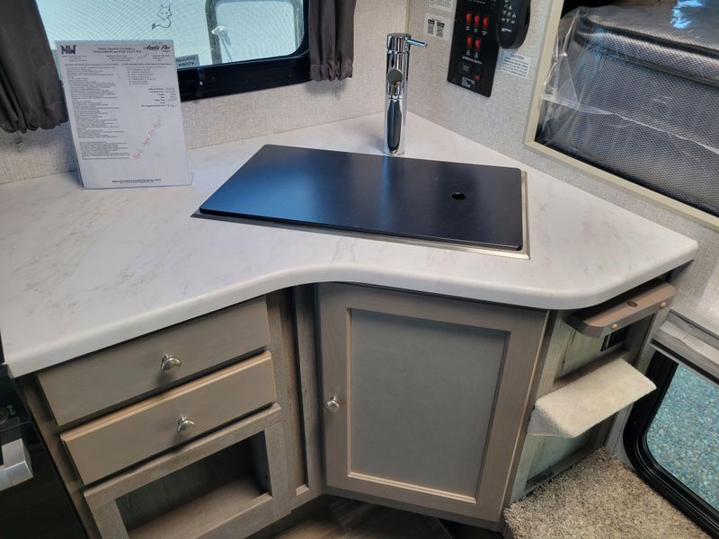 New 2027 NORTHWOOD MFG Arctic Fox 990Image 8