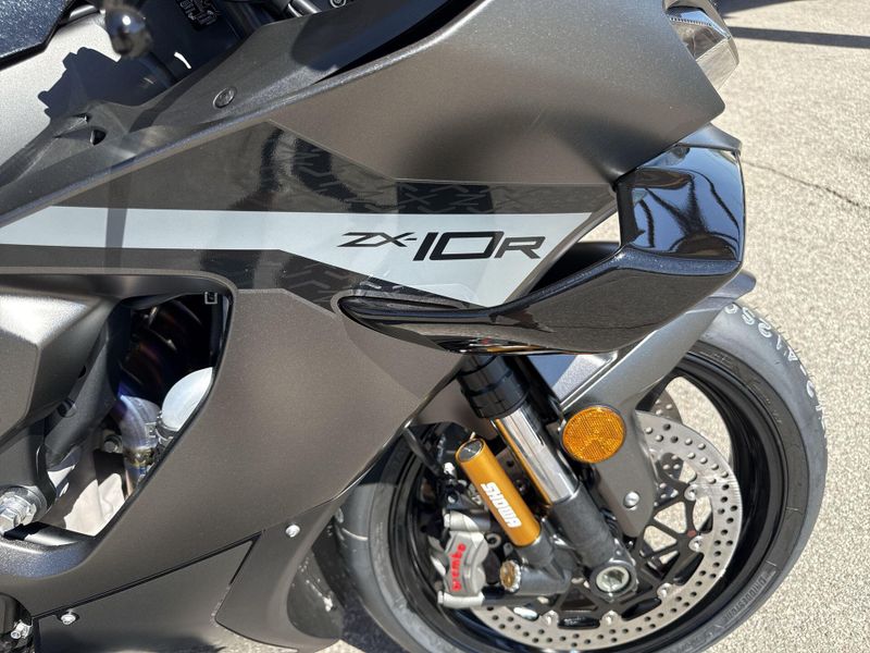New 2026 Kawasaki NINJA ZX-10R Image 11
