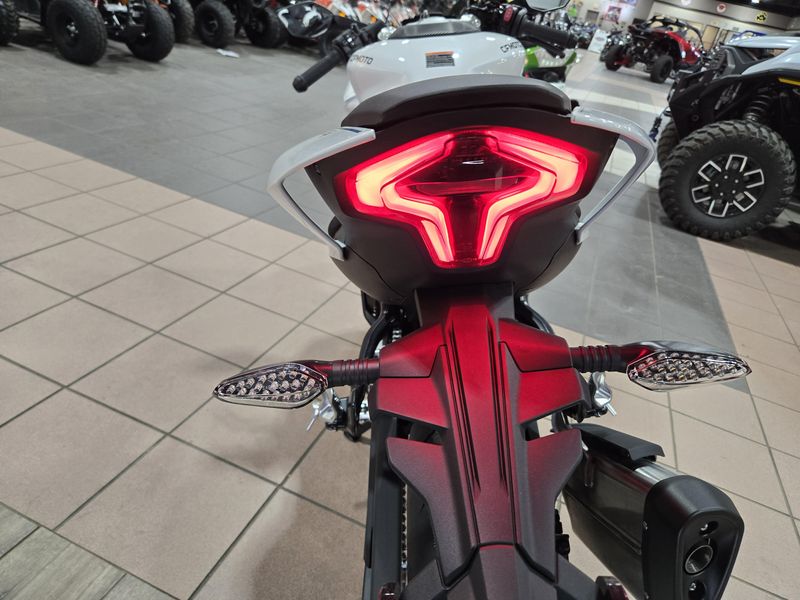 NEW 2026 CFMOTO 450SS Image 15