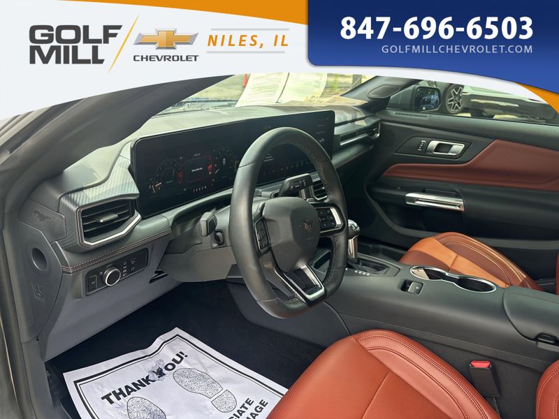 2024 Ford Mustang GT Premium photo 12