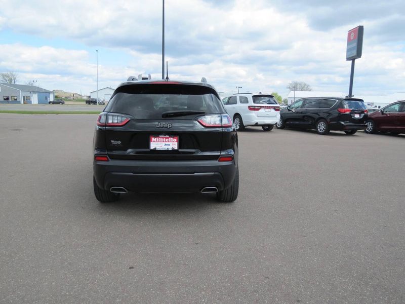 Used 2021 Jeep Cherokee 80th Anniversary Edition 4x4 4dr SUVImage 7
