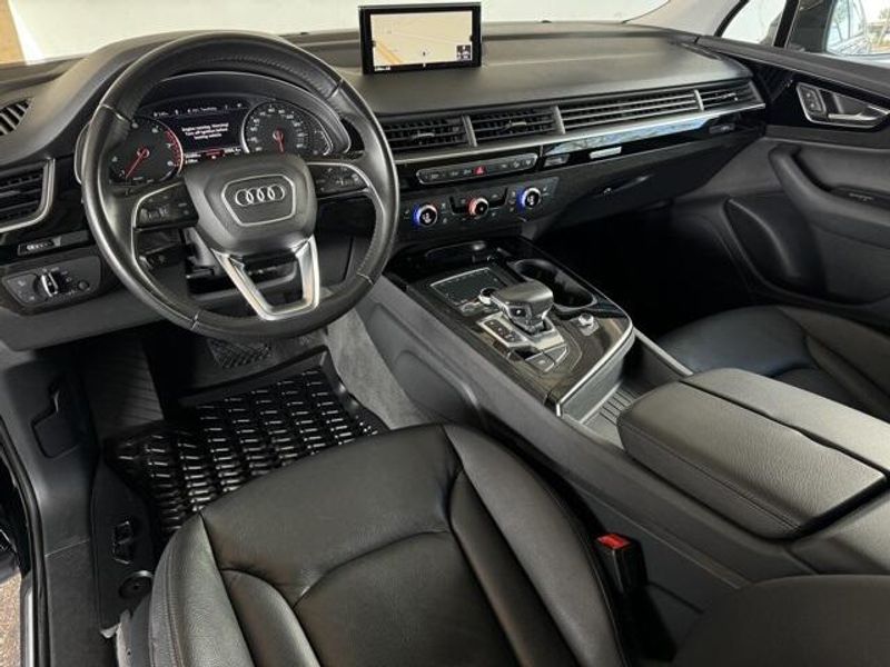 2017 Audi Q7 3.0T PremiumImage 2